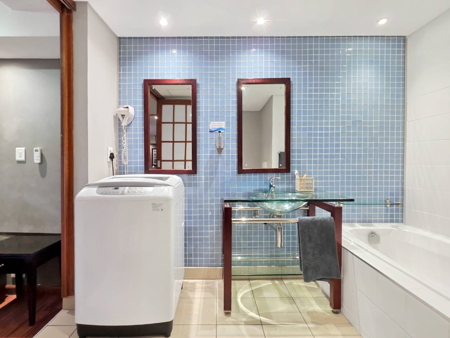 1 Bedroom Property for Sale in Cape Town City Centre Western Cape